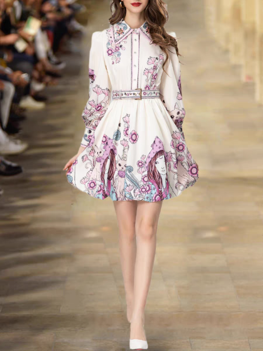 Beautifully Finished Dress in a Timeless Design