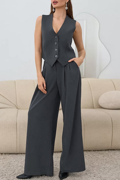 Gracefully Styled Garment for Any Occasion