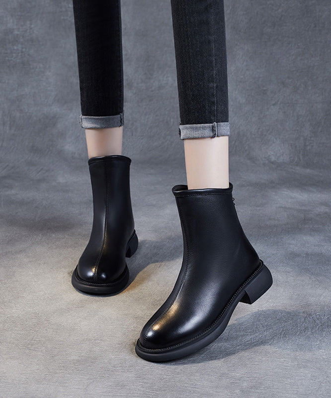 Polished Boots with an Effortless Classic Look