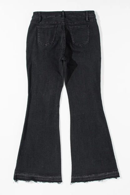Sophisticated Garment with a Clean Classic Look