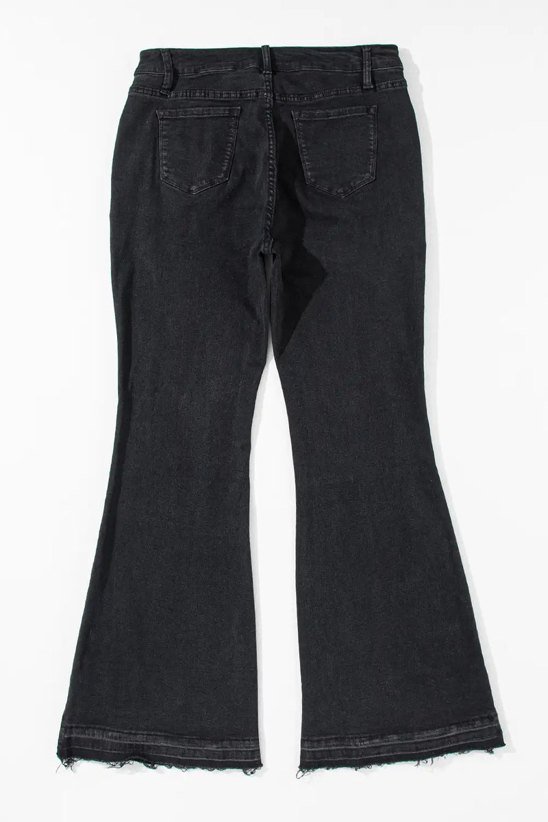 Sophisticated Garment with a Clean Classic Look