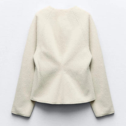 Beautifully Finished Jacket in a Timeless Design