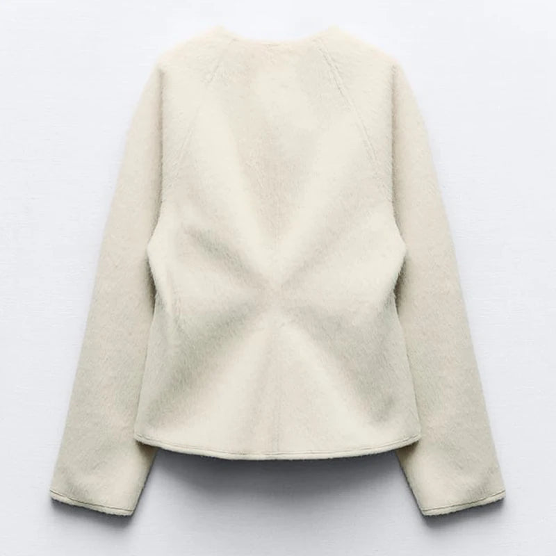 Beautifully Finished Jacket in a Timeless Design