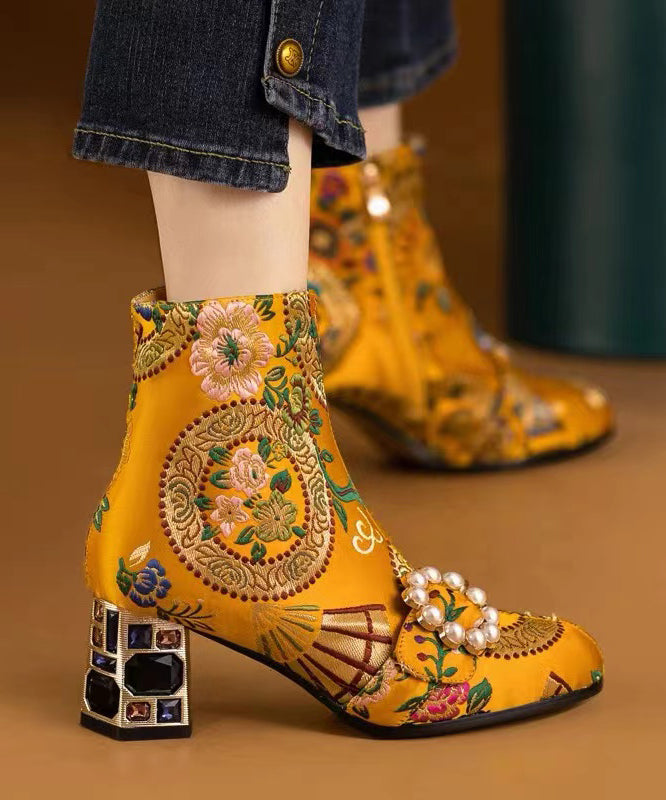 Elegantly Styled Boots for Everyday Wear