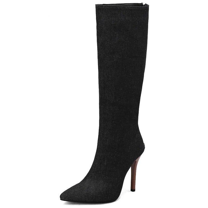 Beautifully Finished Boots in a Timeless Design