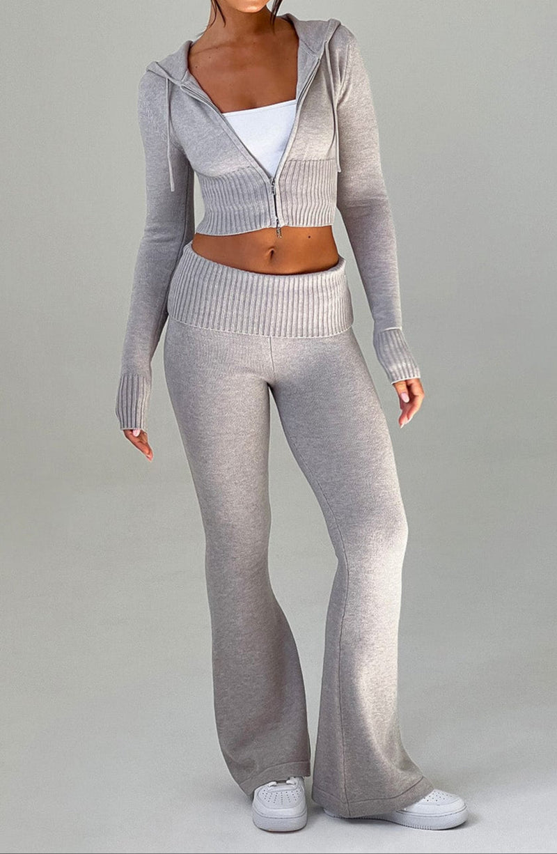 Gracefully Styled Pants for Any Occasion
