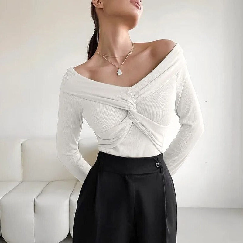 Classic Vintage Sweater with a Flattering Fit