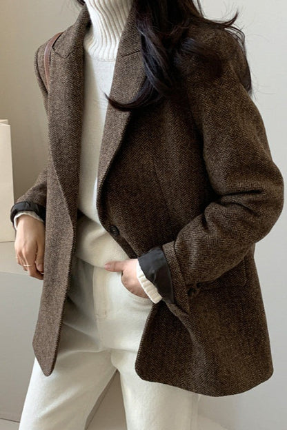 Gracefully Styled Garment for Any Occasion