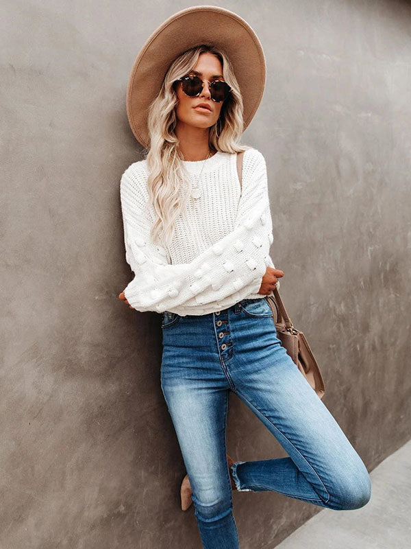Classic Vintage Sweater with a Flattering Fit