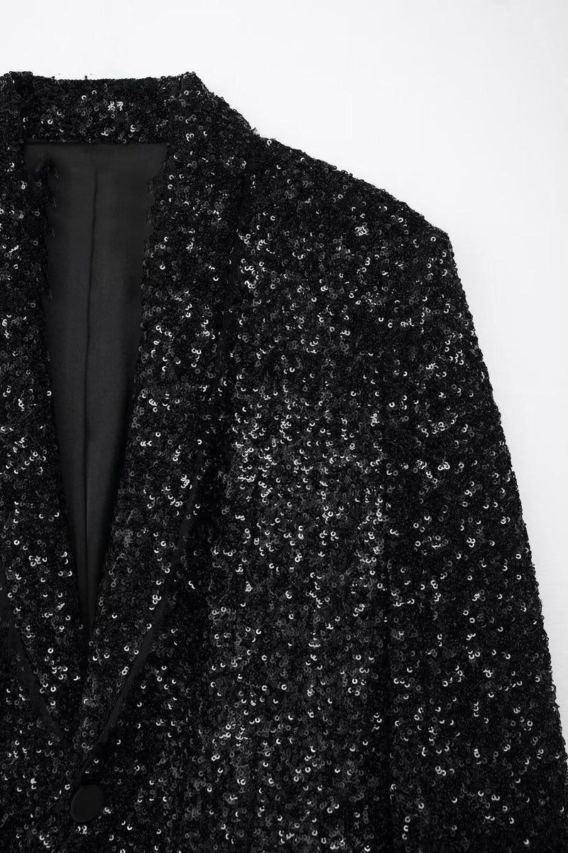 Beautifully Balanced Top with Timeless Character