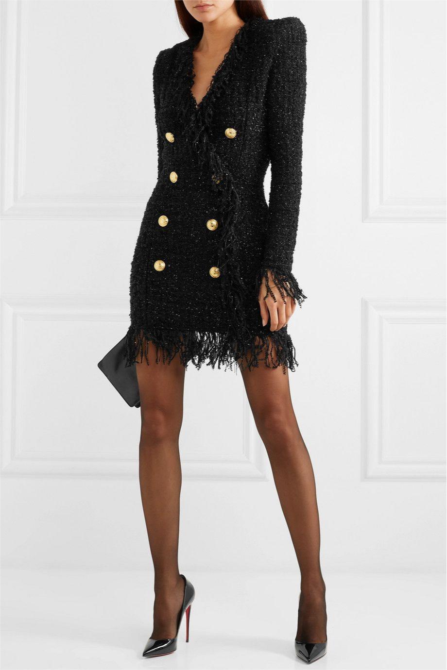 Well Tailored Dress with a Graceful Silhouette