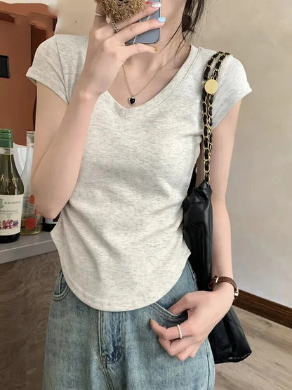 Effortlessly Elegant T-Shirt with a Timeless Design