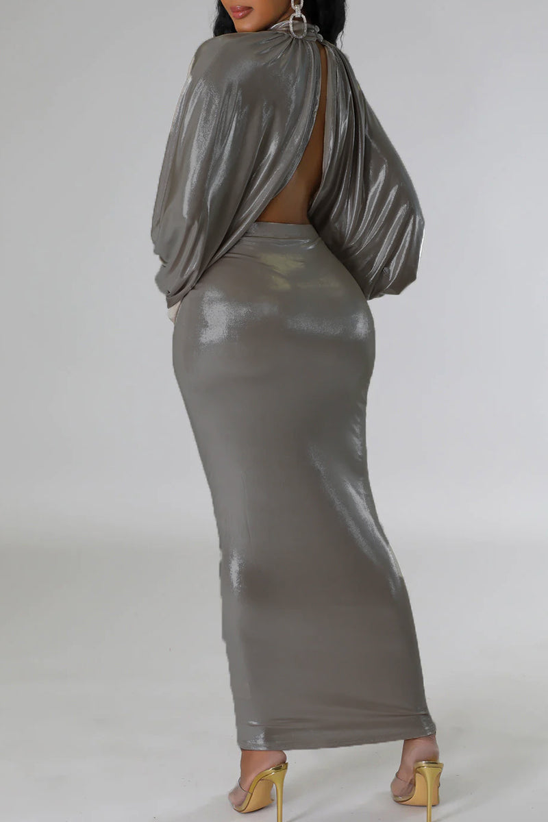 Effortlessly Elegant Garment with a Timeless Design