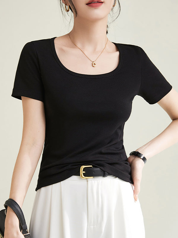 Sophisticated T-Shirt with a Clean Classic Look