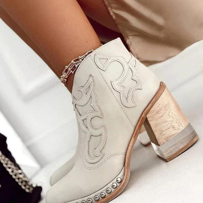 Well Tailored Boots with a Graceful Silhouette
