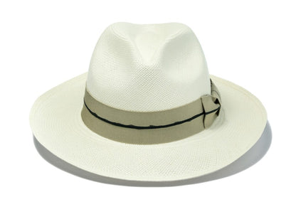 Sophisticated Garment with a Clean Classic Look