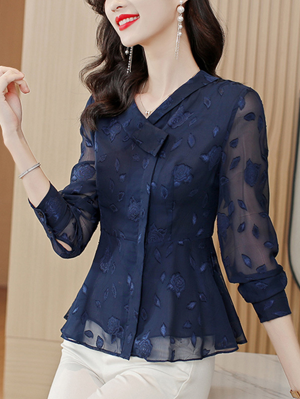 Beautifully Crafted Shirt in a Classic Style