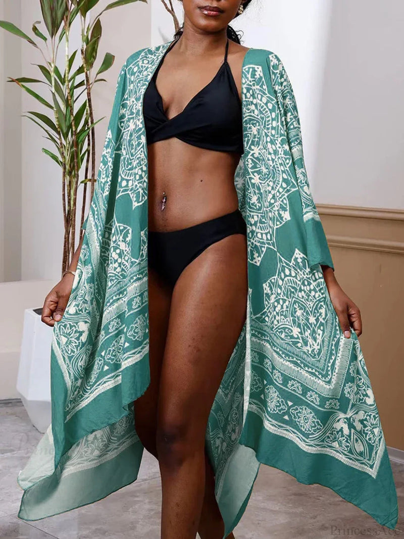 Effortlessly Elegant Bikini with a Timeless Design