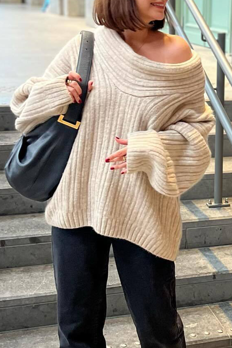Beautifully Finished Sweater in a Timeless Design