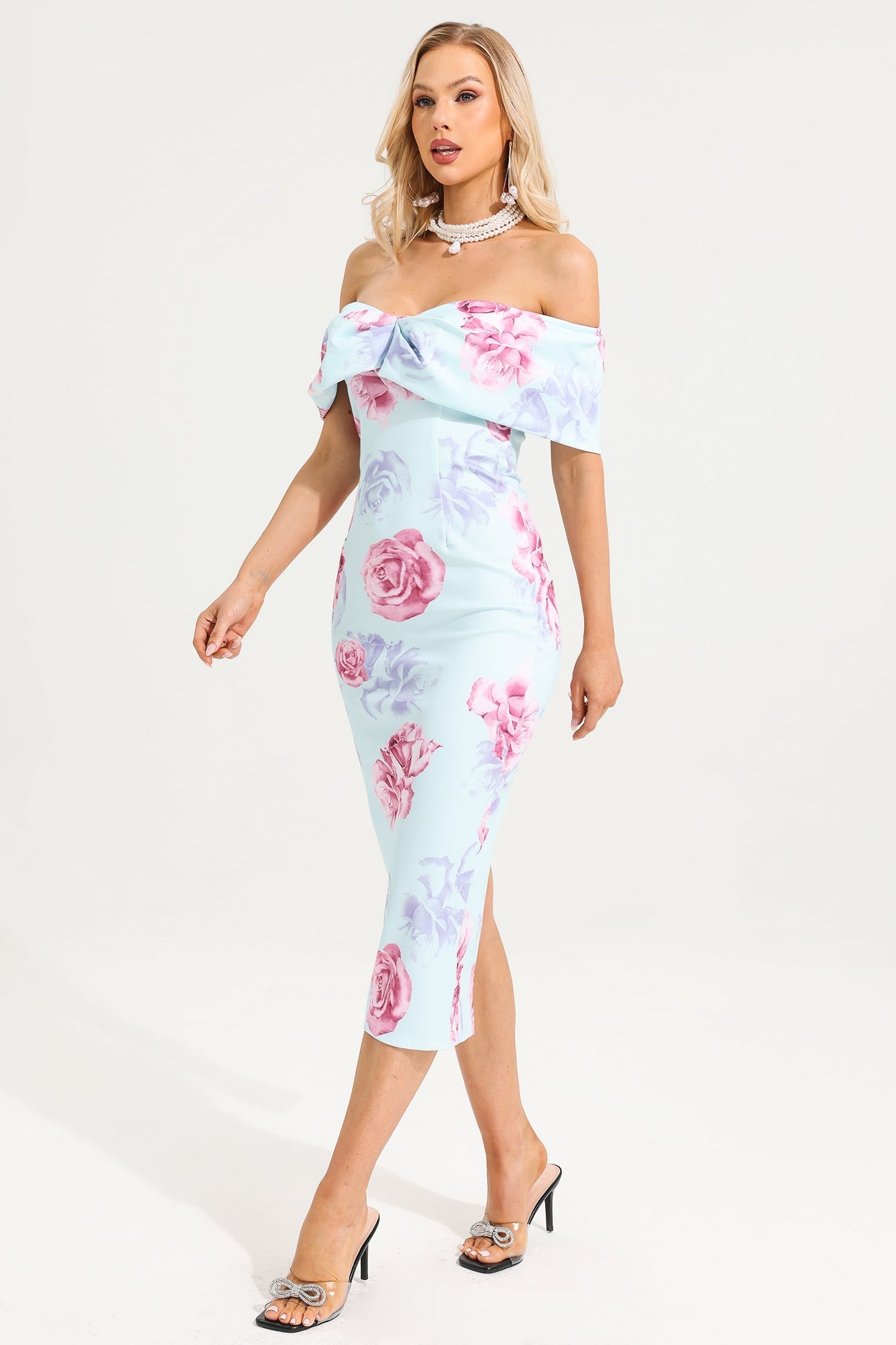 Classic Vintage Dress with a Flattering Fit