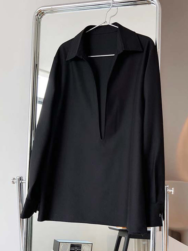 Classic Vintage Blouse with a Flattering Fit