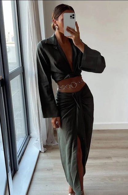 Classic Vintage & Enduringly Stylish Top