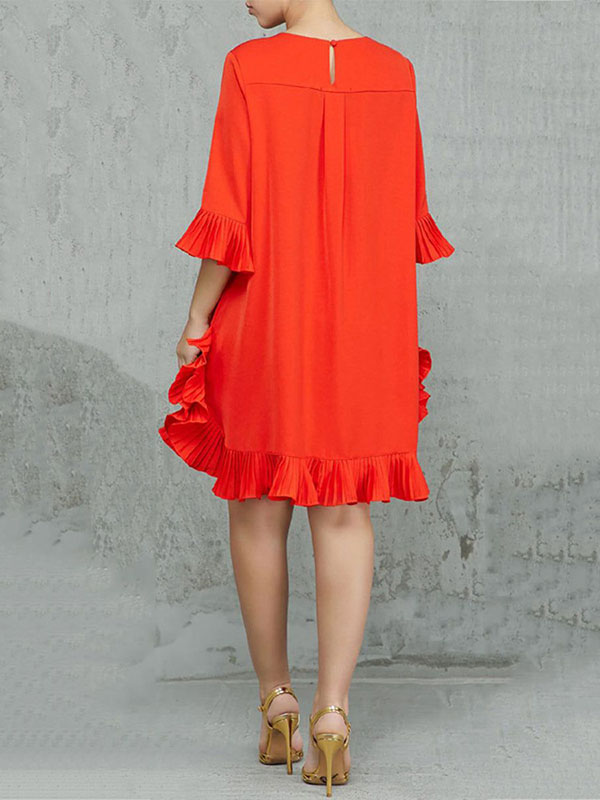 Gracefully Styled Dress for Any Occasion