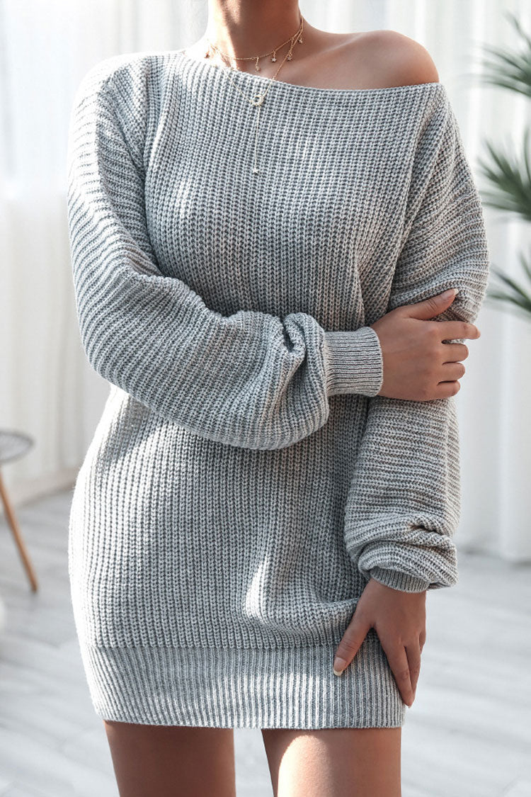 Classic Vintage Sweater with a Flattering Fit