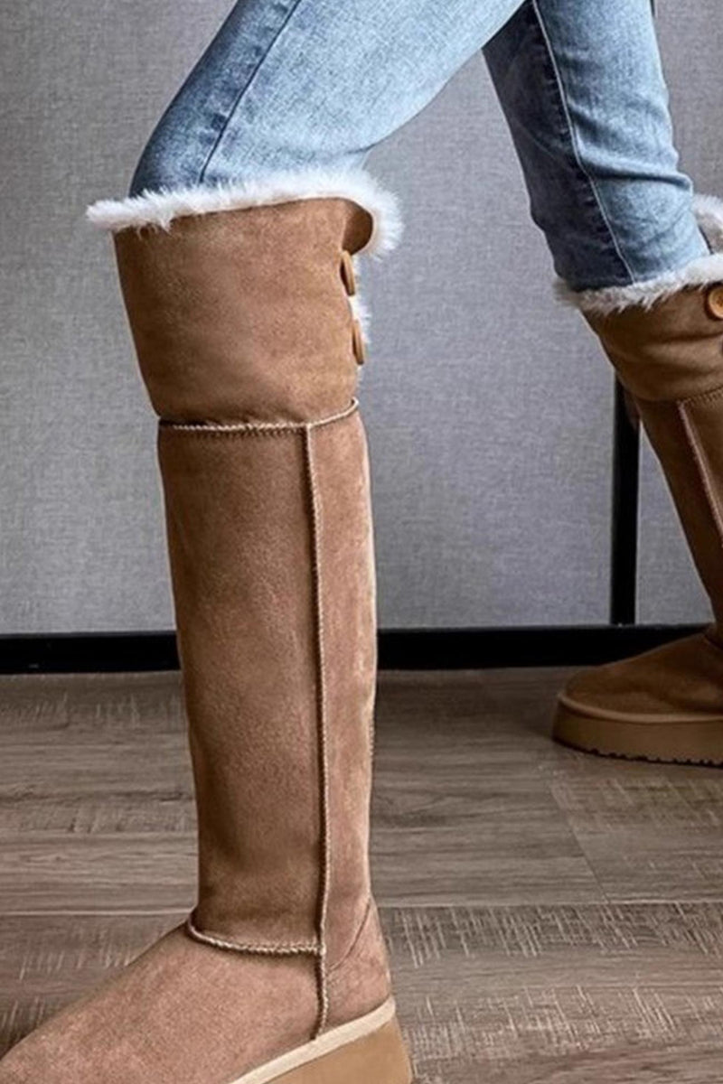 Polished Boots with an Effortless Classic Look