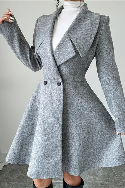 Elegantly Styled Coat for Everyday Wear