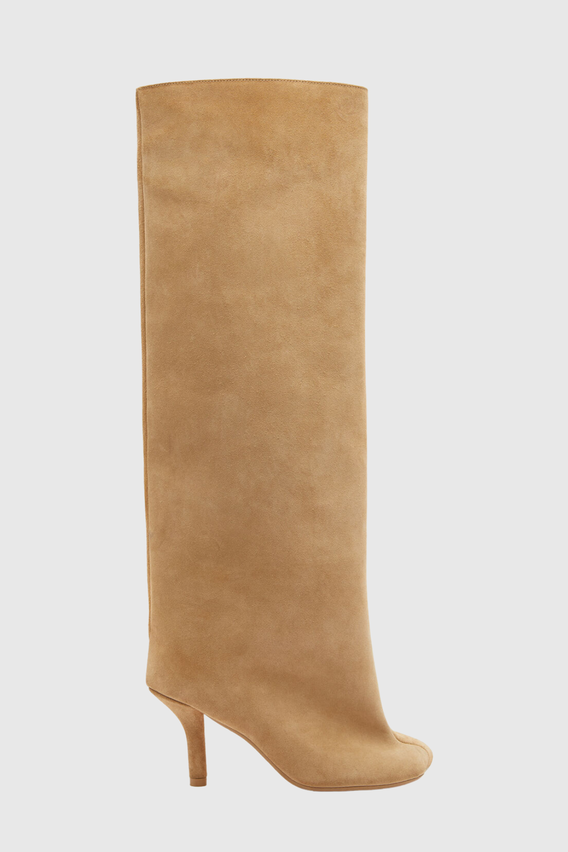 Sophisticated Boots with a Clean Classic Look