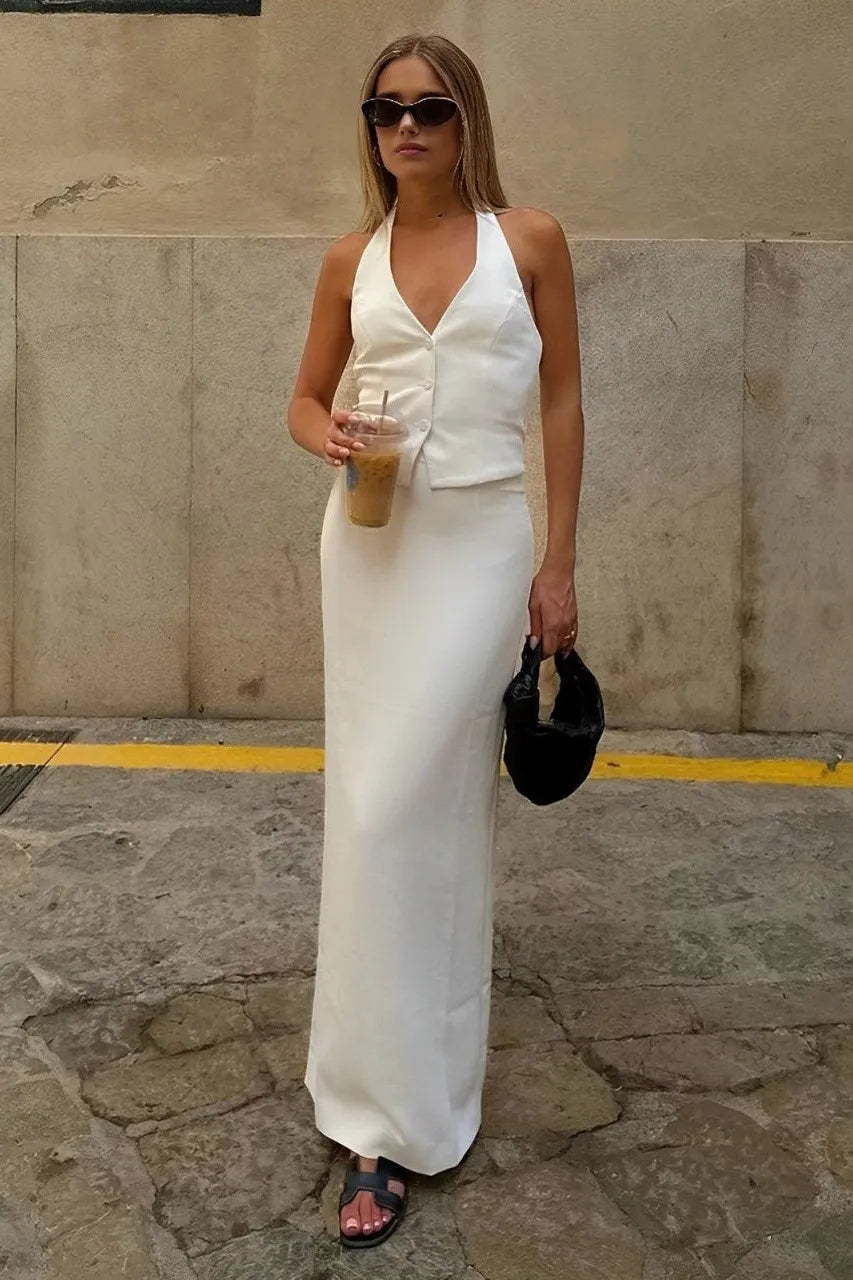 Well Tailored Garment with a Graceful Silhouette