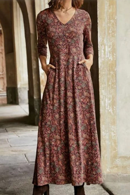 Sophisticated Dress with a Clean Classic Look