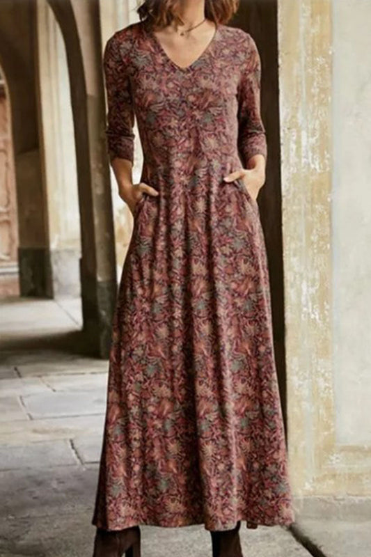 Sophisticated Dress with a Clean Classic Look