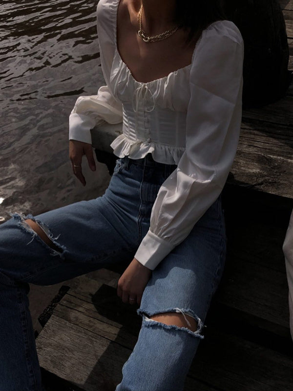 Effortlessly Elegant Garment with a Timeless Design