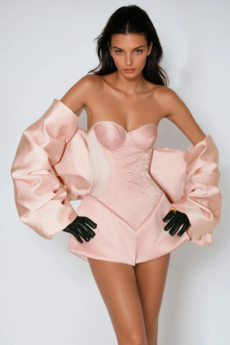 Beautifully Finished Garment in a Timeless Design