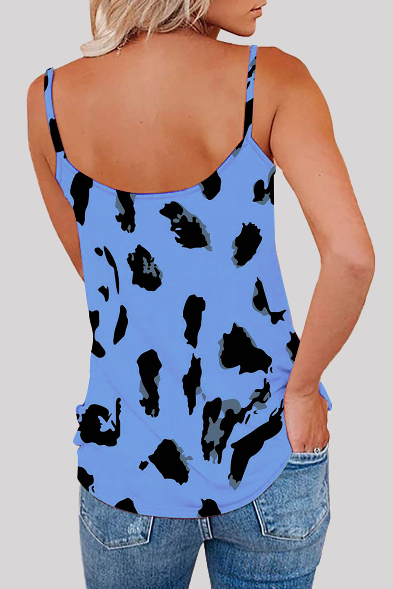Polished Top with an Effortless Classic Look