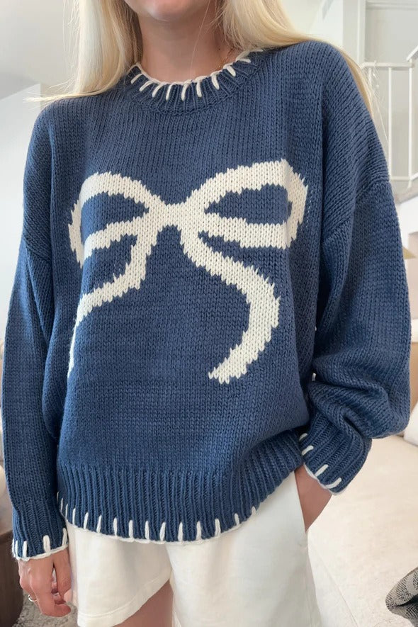 Effortlessly Elegant Sweater with a Timeless Design