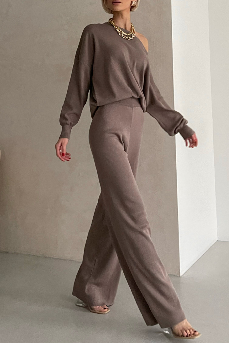 Elegantly Styled Garment for Everyday Wear
