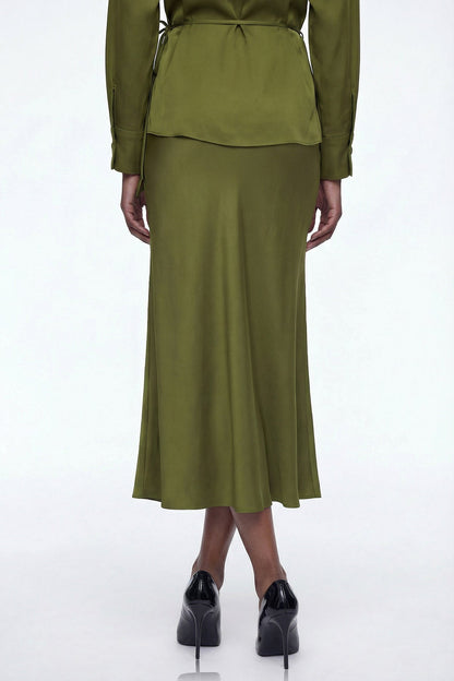 Polished Garment with an Effortless Classic Look