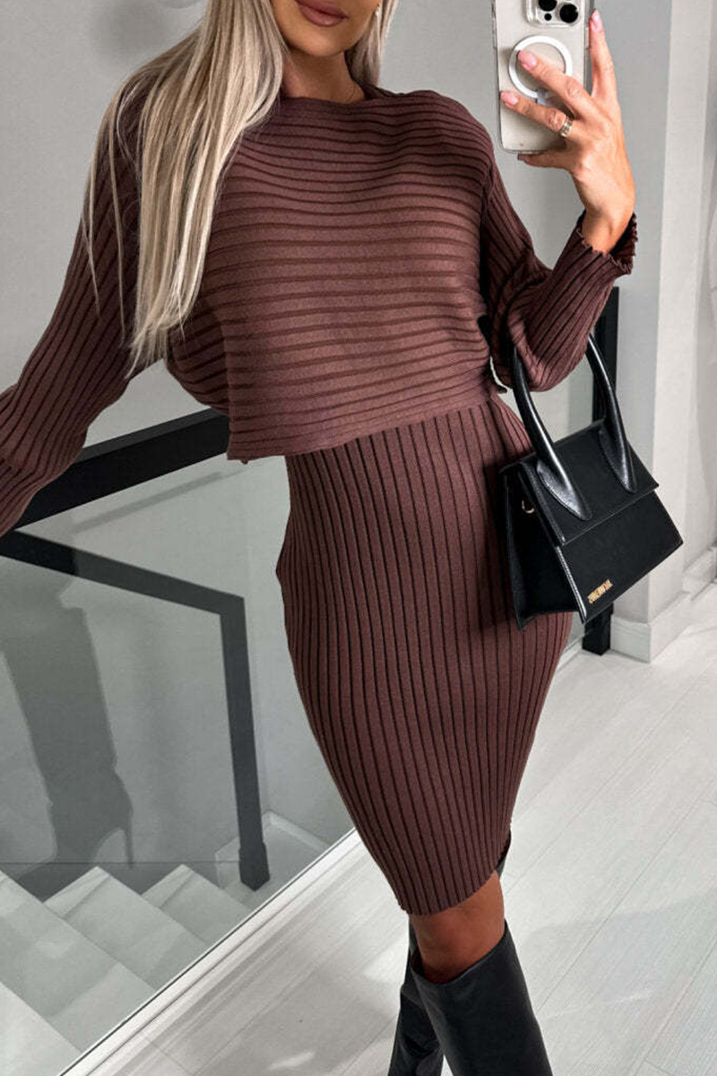 Sophisticated Garment with a Clean Classic Look