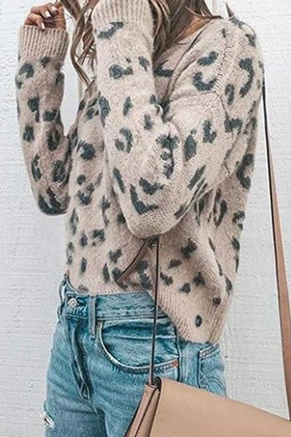 Polished Top with an Effortless Classic Look
