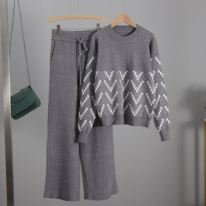 Polished Sweater with an Effortless Classic Look