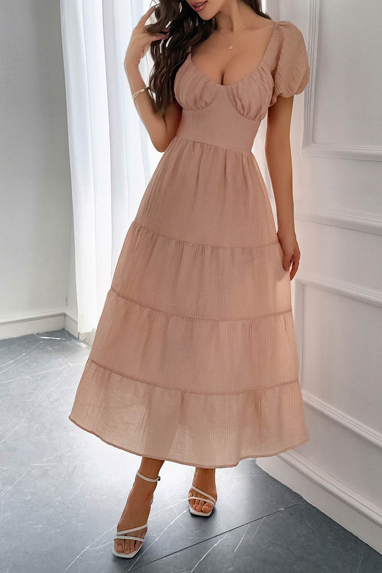 Beautifully Crafted Dress in a Classic Style