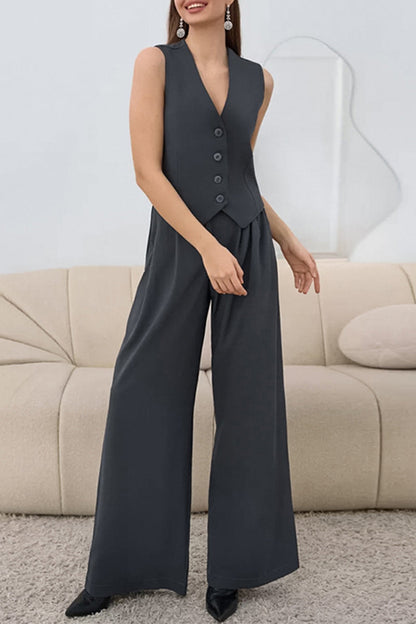 Gracefully Styled Garment for Any Occasion