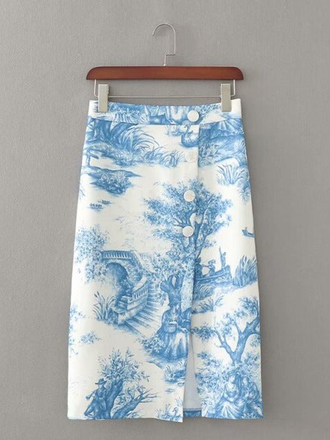 Gracefully Styled Garment for Any Occasion