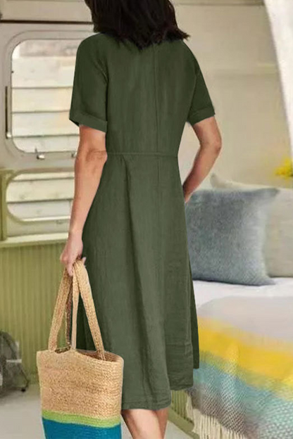 Sophisticated Dress with a Clean Classic Look