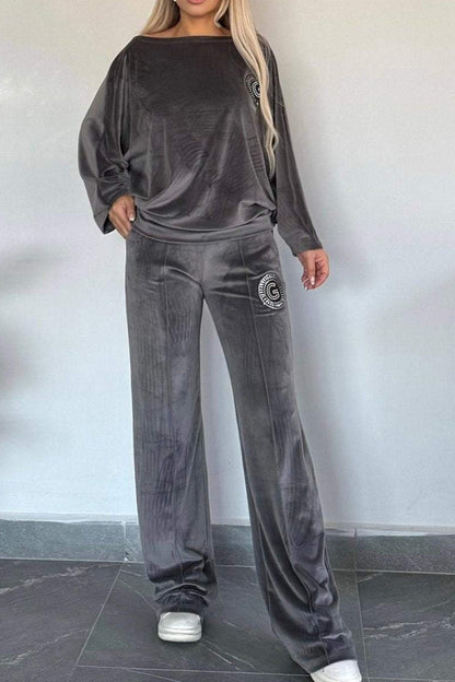 Sophisticated Garment with a Clean Classic Look