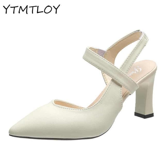 Effortlessly Elegant Heels with a Timeless Design