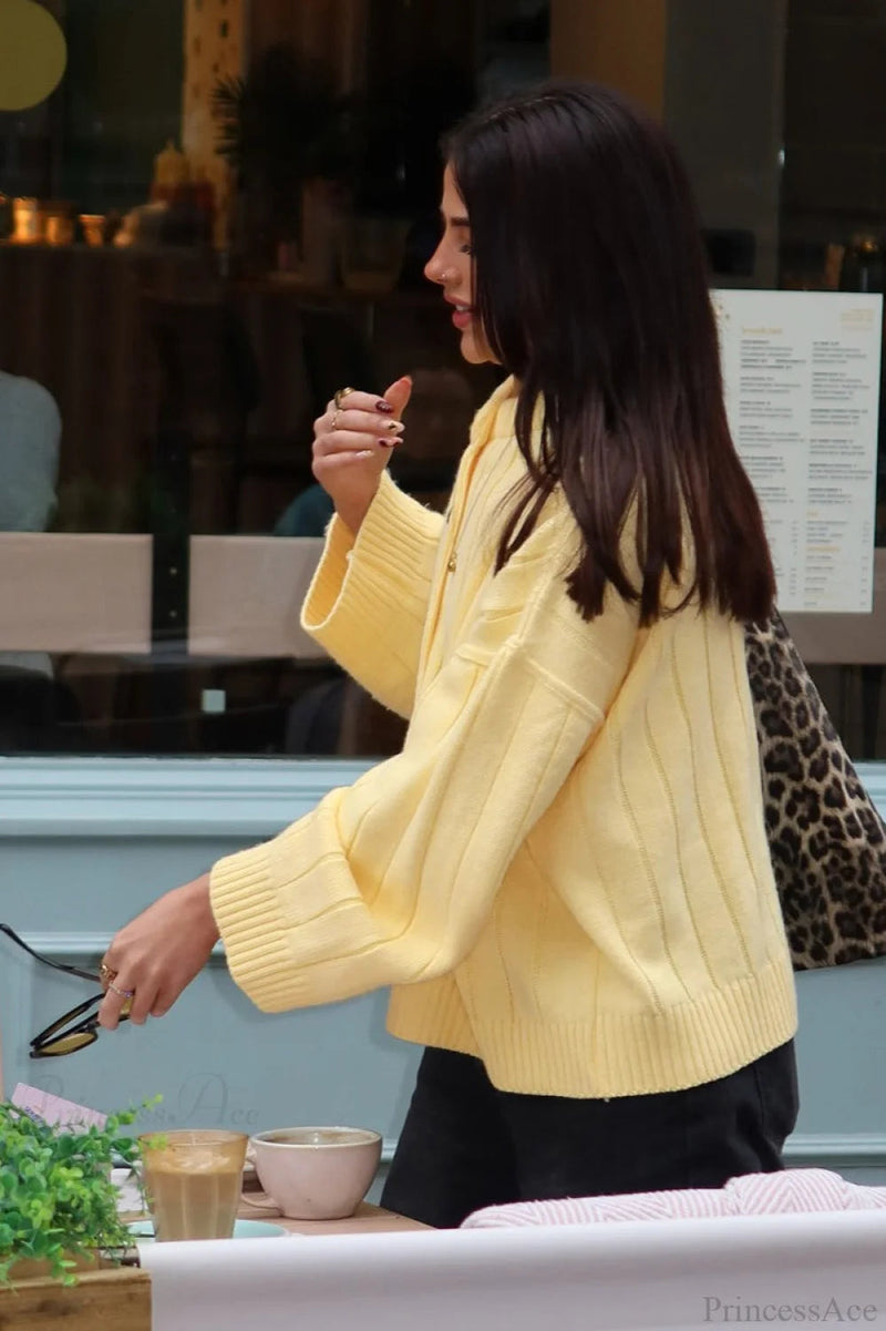 Gracefully Styled Cardigan for Any Occasion